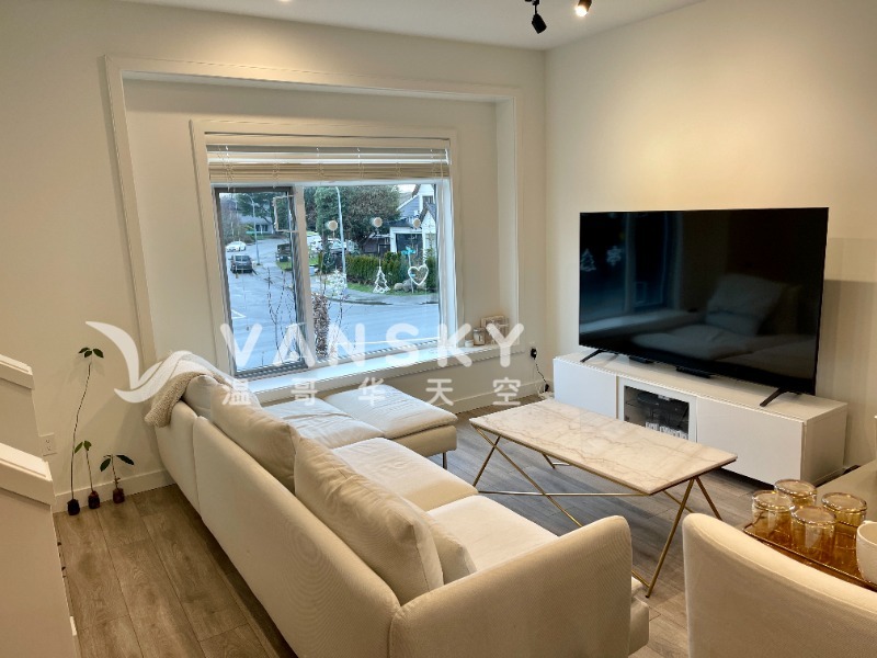 230202143213_Living Room.jpg